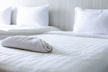 POŚCIEL HOTELOWA 160x200 + 1 poszewka ADAMASZEK 50% baw. 50%poliester. (2)