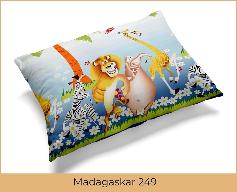 Poszewka 70x80 na poduszkę 100% bawełna wzór: Madagaskar  (2)