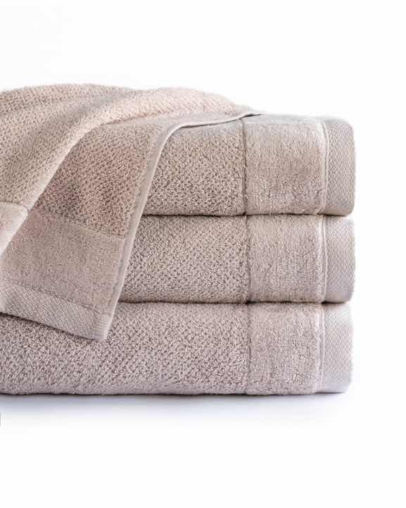 RĘCZNIK KĄPIELOWY 50x90 SPA HOTELOWY mały Bawełniany 550g/m2 CHŁONNY - VITO perłowy (2)