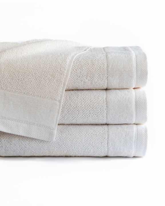 RĘCZNIK KĄPIELOWY 70x140 SPA HOTELOWY Duży Bawełniany 550g/m2 CHŁONNY - VITO kremowy (2)