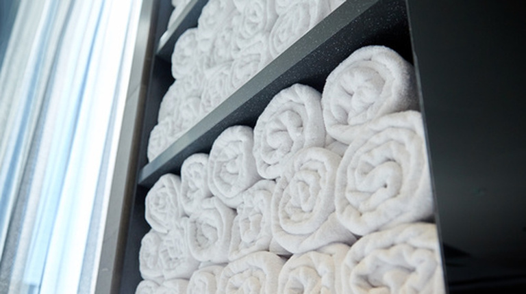 RĘCZNIK HOTELOWY 70x140cm 500g/m2 BAWEŁNA 100% CHŁONNY KING TOWEL (2)